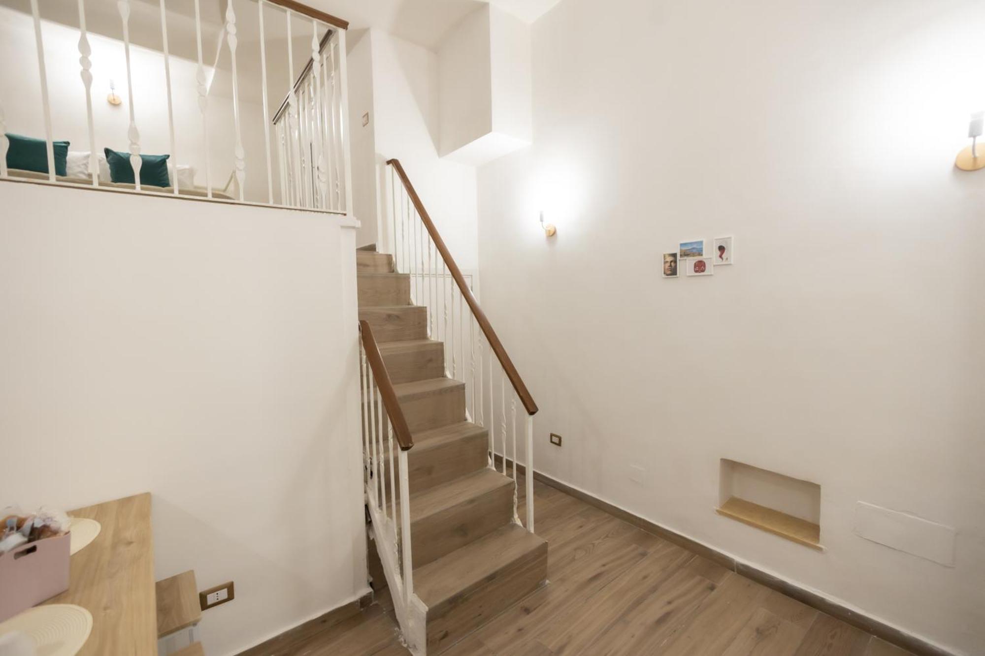Re-Fra Home Nápoly Kültér fotó