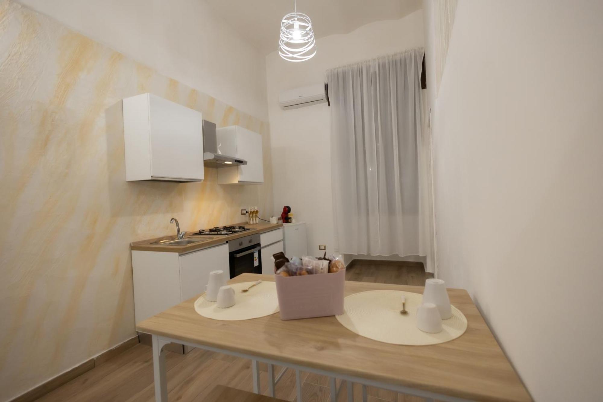 Re-Fra Home Nápoly Kültér fotó
