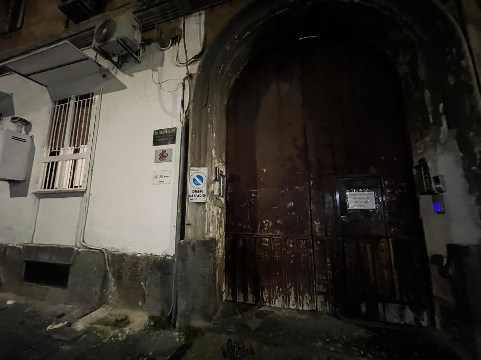 Re-Fra Home Nápoly Kültér fotó
